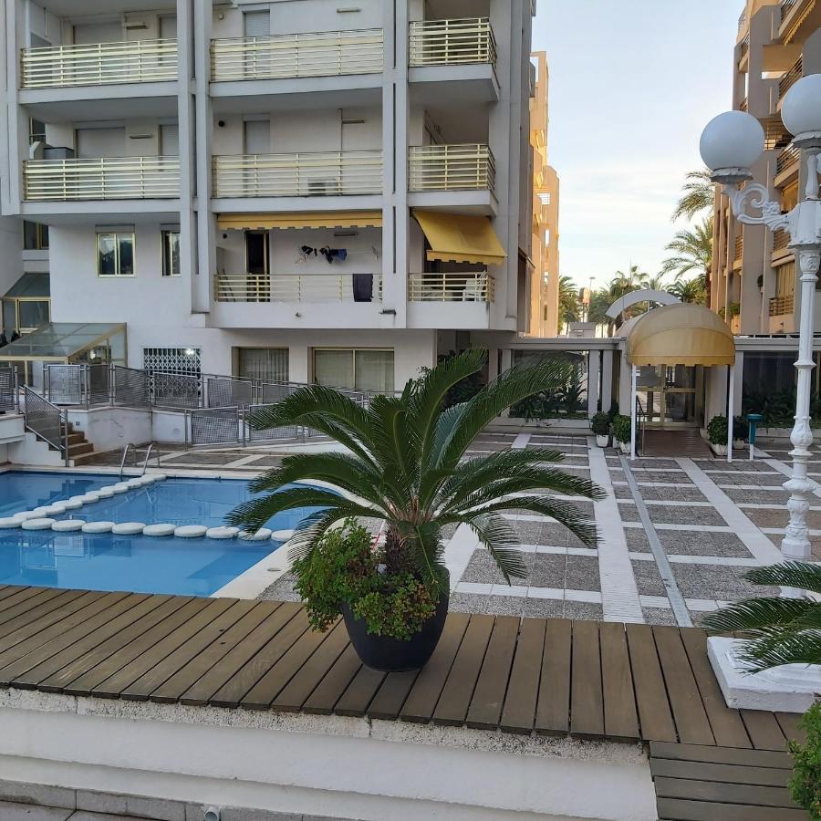 Apartamento En El Centro De Salou Dış mekan fotoğraf