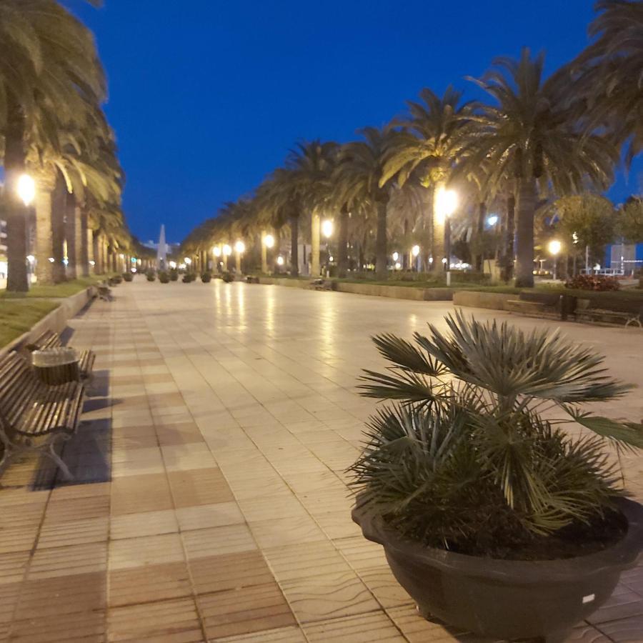 Apartamento En El Centro De Salou Dış mekan fotoğraf
